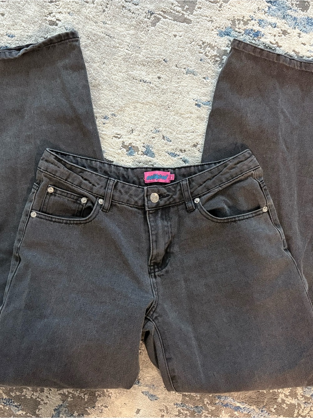Edikted Raelynn Low Rise Jeans Size Small - Picture 3 of 8
